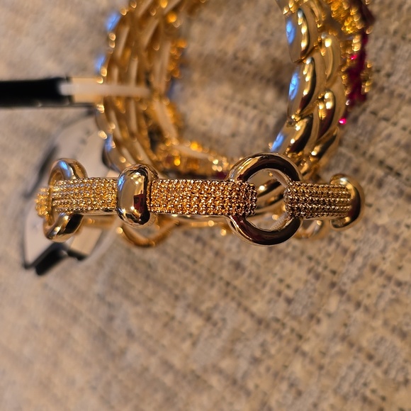 NAPIER BRAND WOMENS FASHION JEWELRY GOLDTONE STRETCH BRACELETS BUNDLE OF 3 - Picture 7 of 11